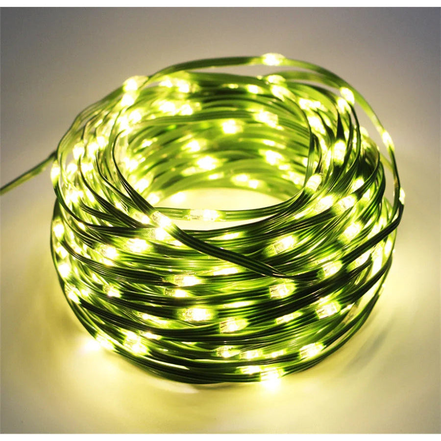 LED lichterkette på grøn wire til juletræ og dekoration | Ventura