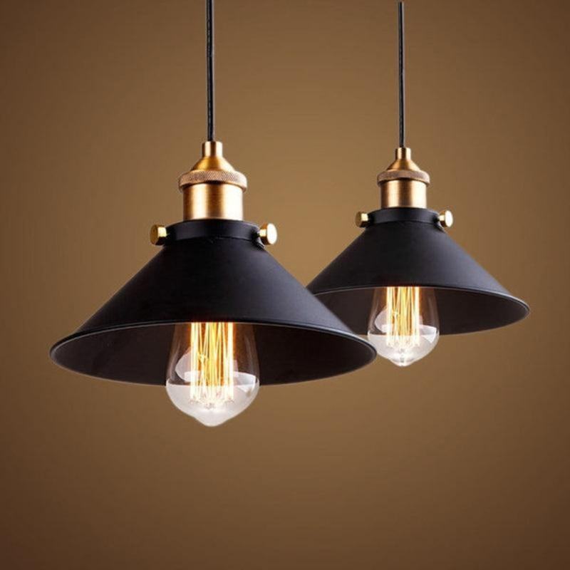 Metalowa lampa wisząca do wnętrz z oświetleniem punktowym | LumaCore