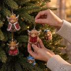 Julekalender med højlandskvæg og 24 dekorative akrylophæng | MerryHigh