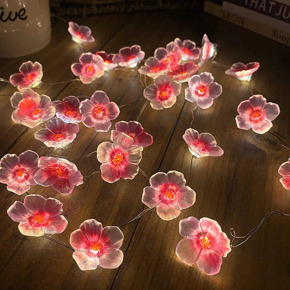 Dekorativ LED-lyskæde med blomster og batteridrift | Floryn