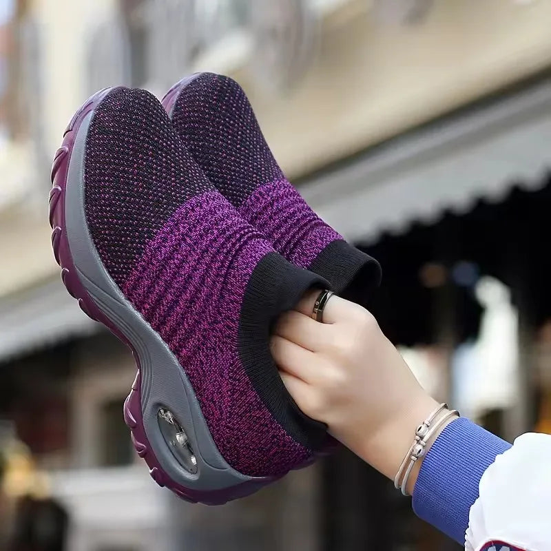 Praktiske slip-on damesko i mesh med gummiydersål | Velise