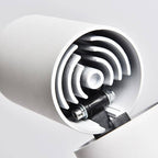 Nowoczesne cylindryczne reflektory z aluminium z regulowanym światłem LED | Mateo