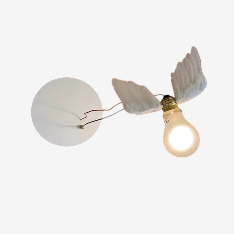 LED-væglampe i kobber med vingedesign, hvid finish og vægmontering | Béatric